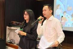 LINE_ALBUM_English-Karaoke-Singing-Contest_260811_54