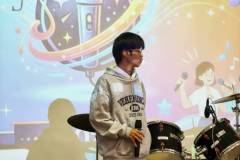 LINE_ALBUM_English-Karaoke-Singing-Contest_260811_65