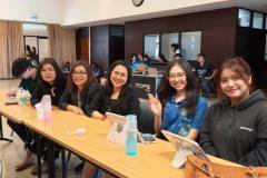 LINE_ALBUM_English-Karaoke-Singing-Contest_260811_73