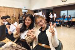 LINE_ALBUM_English-Karaoke-Singing-Contest_260811_77