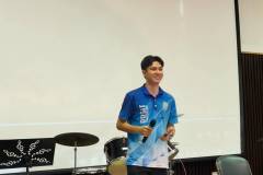 LINE_ALBUM_English-Karaoke-Singing-Contest_260811_94