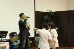 LINE_ALBUM_English-Karaoke-Singing-Contest_260811_95
