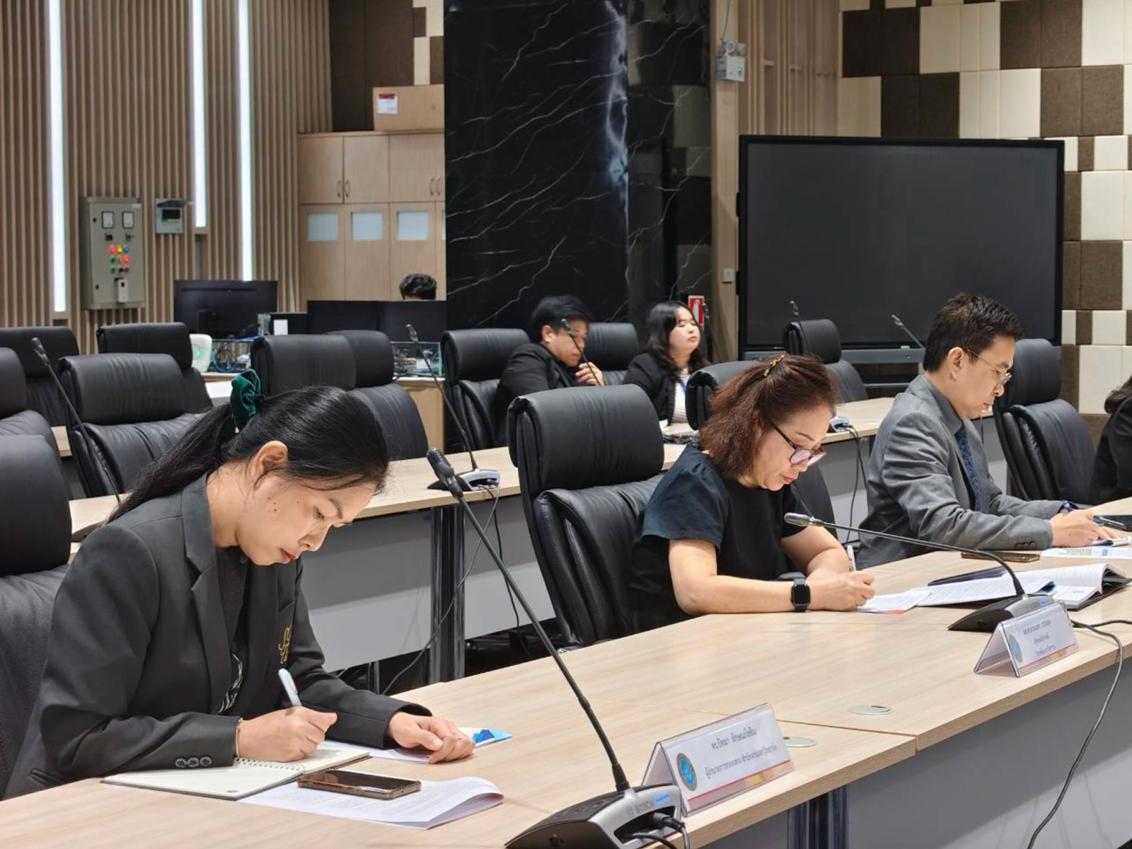 LINE_ALBUM_กิจการนักศึกษา_261008_9