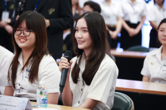 1X1A4004