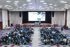 209A2402