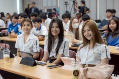 LINE_ALBUM_2025.7.21_250721_24