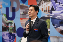 1X1A3882_resize