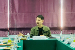 LINE_ALBUM_221268_251222_101