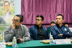 LINE_ALBUM_221268_251222_114