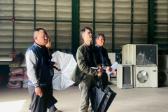 LINE_ALBUM_221268_251222_127