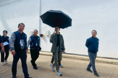 LINE_ALBUM_221268_251222_147