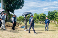 LINE_ALBUM_221268_251222_196