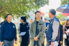 LINE_ALBUM_221268_251222_205