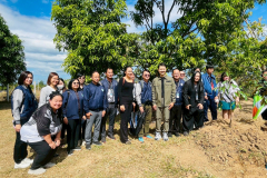 LINE_ALBUM_221268_251222_211