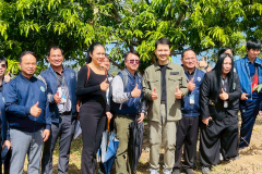 LINE_ALBUM_221268_251222_217