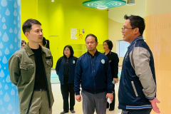 LINE_ALBUM_221268_251222_226