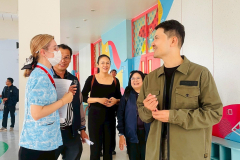 LINE_ALBUM_221268_251222_251