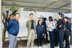 LINE_ALBUM_221268_251222_257