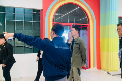 LINE_ALBUM_221268_251222_269