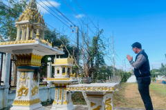 LINE_ALBUM_221268_251222_349