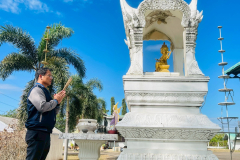 LINE_ALBUM_221268_251222_350