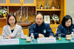 LINE_ALBUM_221268_251222_95