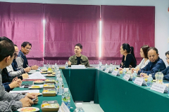 LINE_ALBUM_221268_251222_98