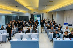 LINE_ALBUM_22010569_260123_120