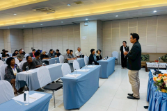 LINE_ALBUM_22010569_260123_128