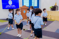 P1362111