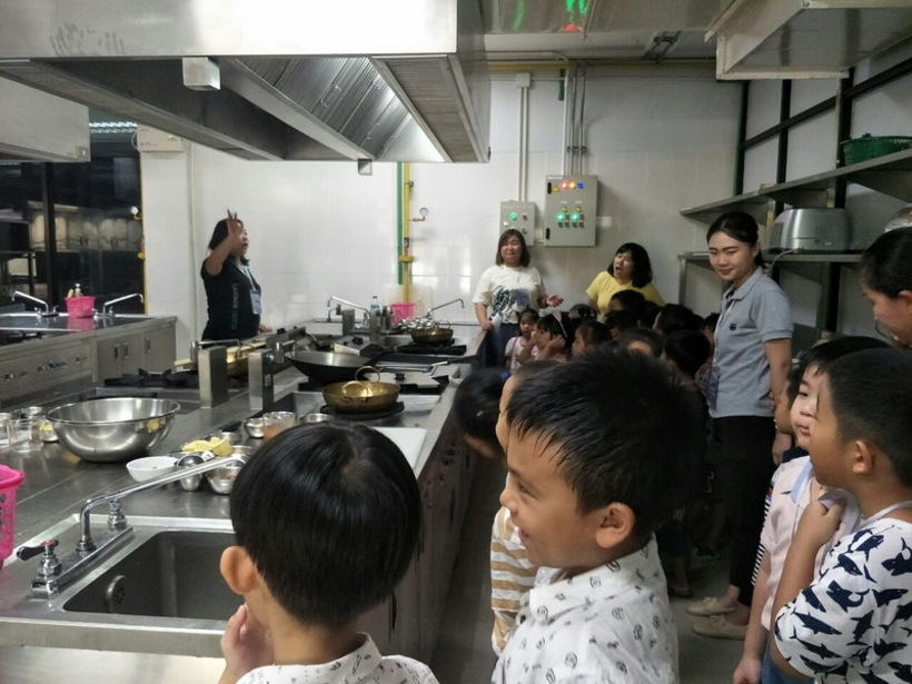 KitchenTour#LP_190423_0012_resize