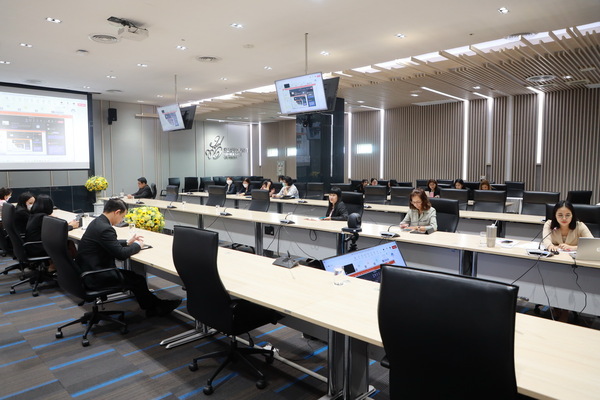 AP7A3060_resize