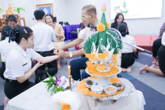 P1353191