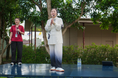 P1354137