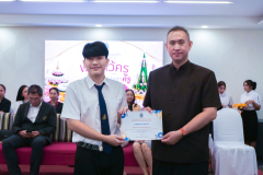 P1406003