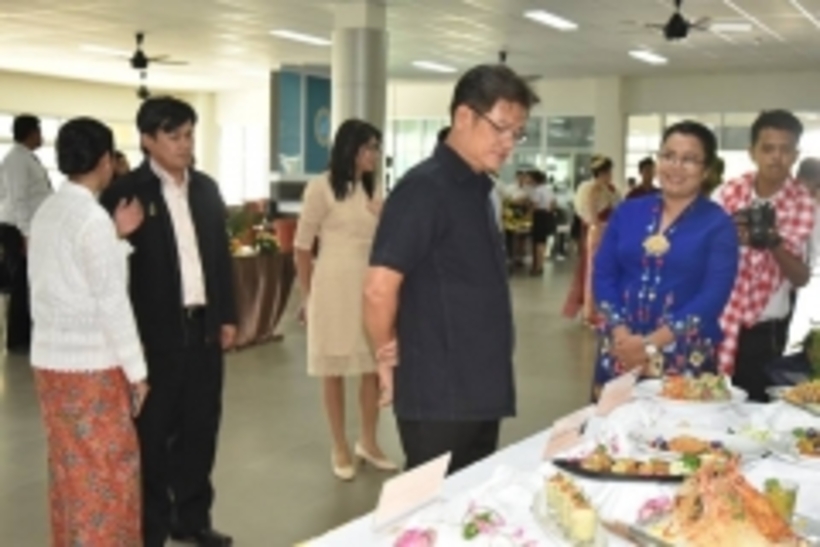 งานข้าว_180423_0008