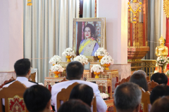 LINE_ALBUM_พิธีไว้อาลัย-ณ-วัดพระแก้ว_251118_57