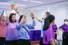 P1351776