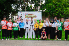 P1358406