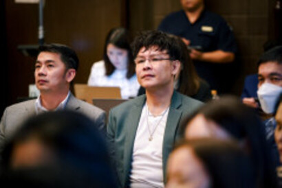 LINE_ALBUM_25966_230925_51
