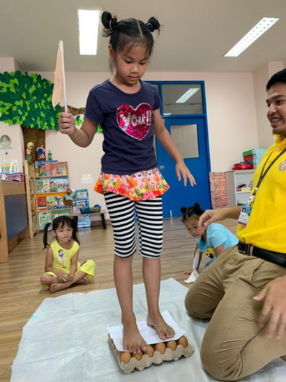 เหยียบอย่างไรไม่ให้ไข่แตก​ นครนายก​ 25462_190425_00_0_resize