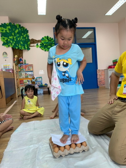 เหยียบอย่างไรไม่ให้ไข่แตก​ นครนายก​ 25462_190425_00_2_resize