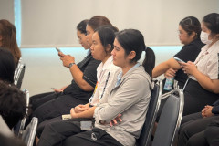 LINE_ALBUM_หนี-ซ่อน-สู้_260825_182