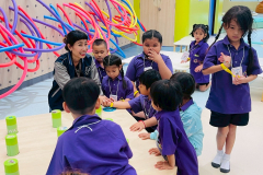 LINE_ALBUM_251168_251125_127