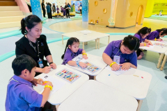 LINE_ALBUM_251168_251125_173