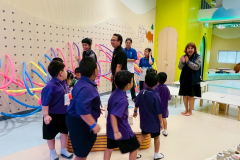 LINE_ALBUM_251168_251125_218