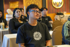 DSC02075
