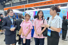 LINE_ALBUM_Dek-D-TCAS-Fair-69-Day-1_260427_19