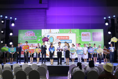 LINE_ALBUM_Dek-D-TCAS-Fair-69-Day-1_260427_22