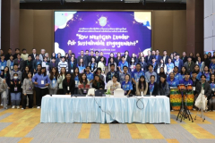 LINE_ALBUM_2025.11.27-_1_251127_23